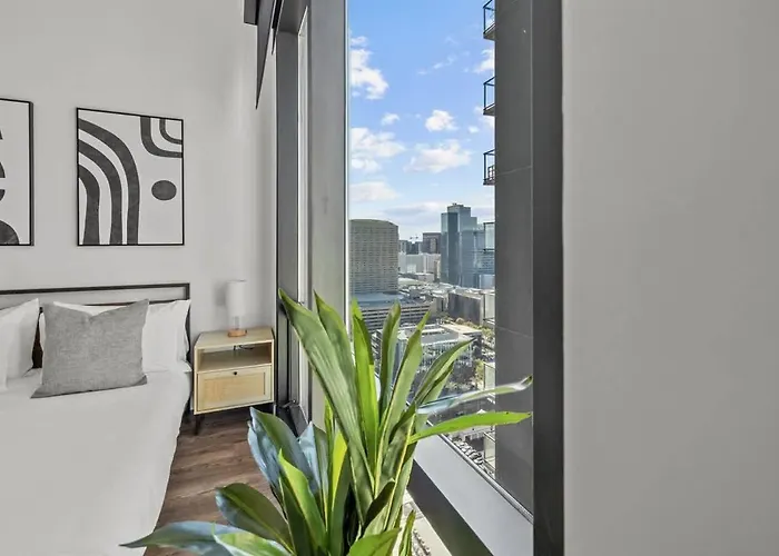 Boulevard Modern Highrise Stu Sky Pool Parking Gym 14 Apartment *