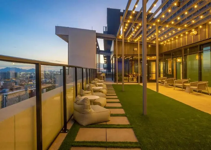 Apartment Boulevard Modern Highrise Stu Sky Pool Parking Gym 14 Phoenix
