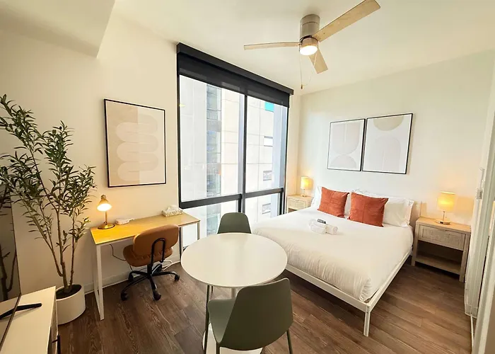 Apartment Boulevard Modern Highrise Stu Sky Pool Parking Gym 14 Phoenix