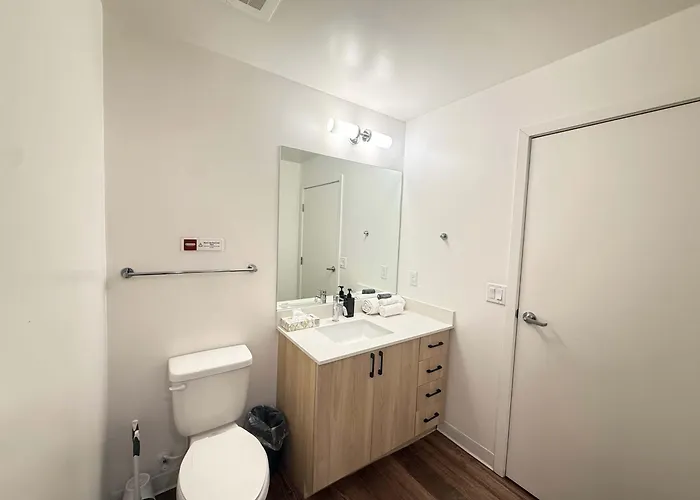 Boulevard Modern Highrise Stu Sky Pool Parking Gym 14 Apartment